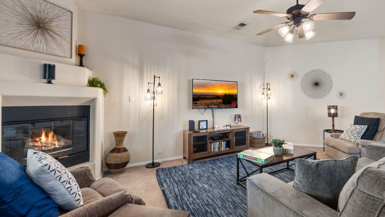 Photo of Livingroom in Northeast Heights