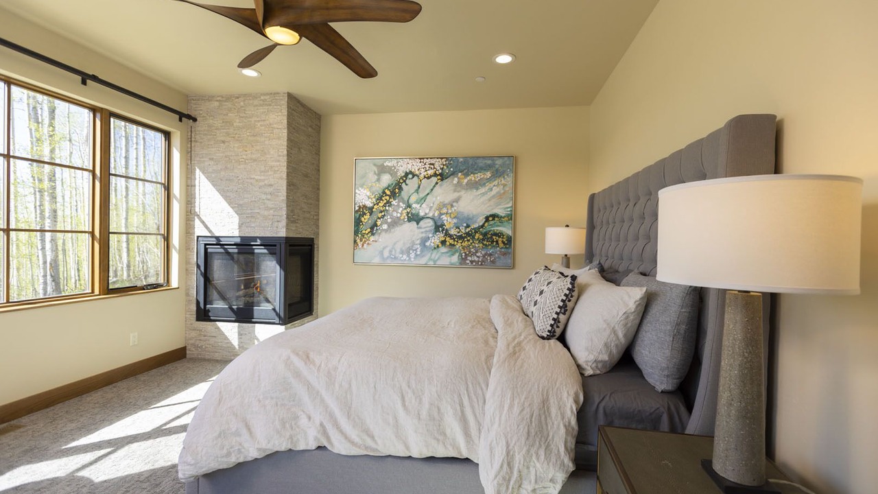 Photo of Livingroom in Purgatory