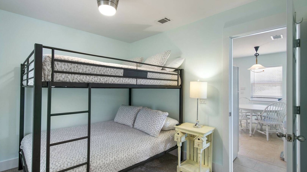 Photo of Bedroom in Crystal Beach