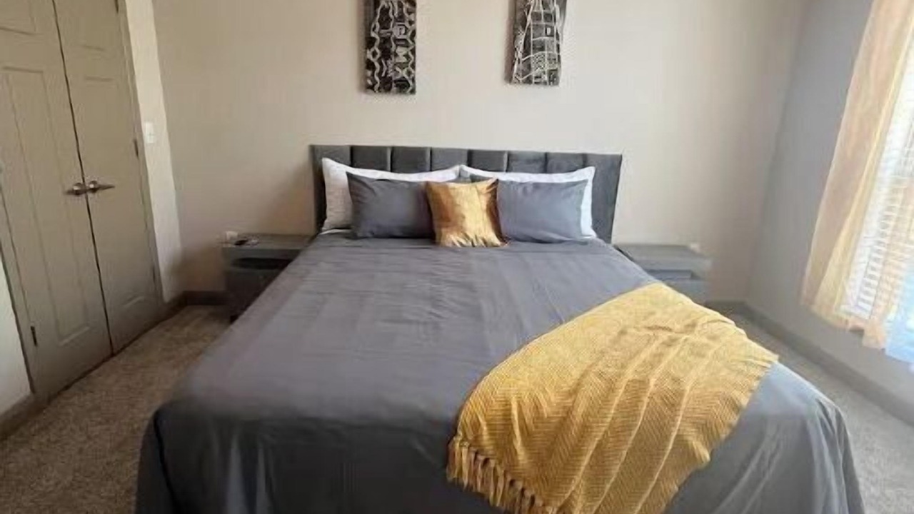 Photo of Bedroom in Woodlake - Briar Meadow