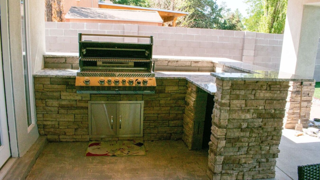 Photo of Patio Balcony in Paradise Hills Civic