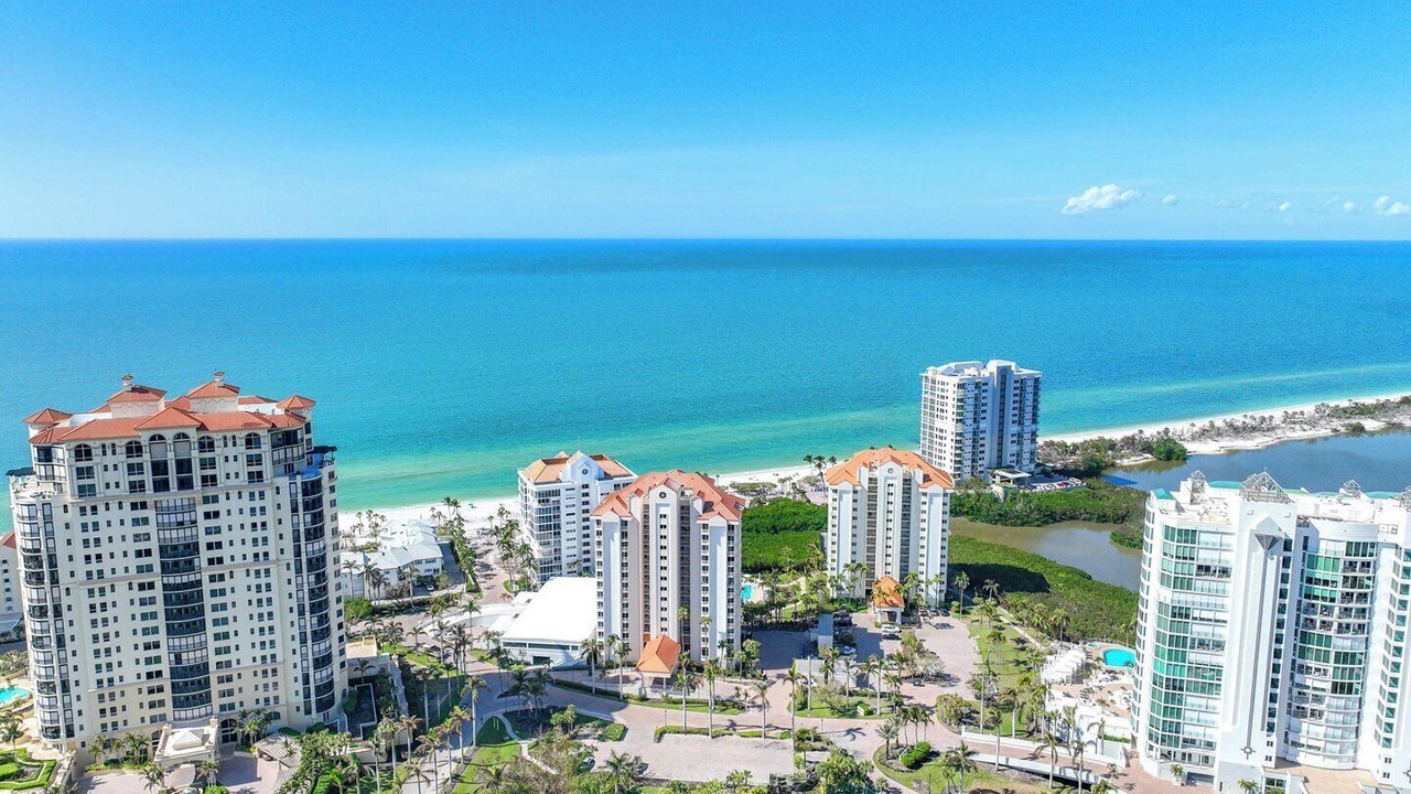 Photo of Outdoor in Park Shore