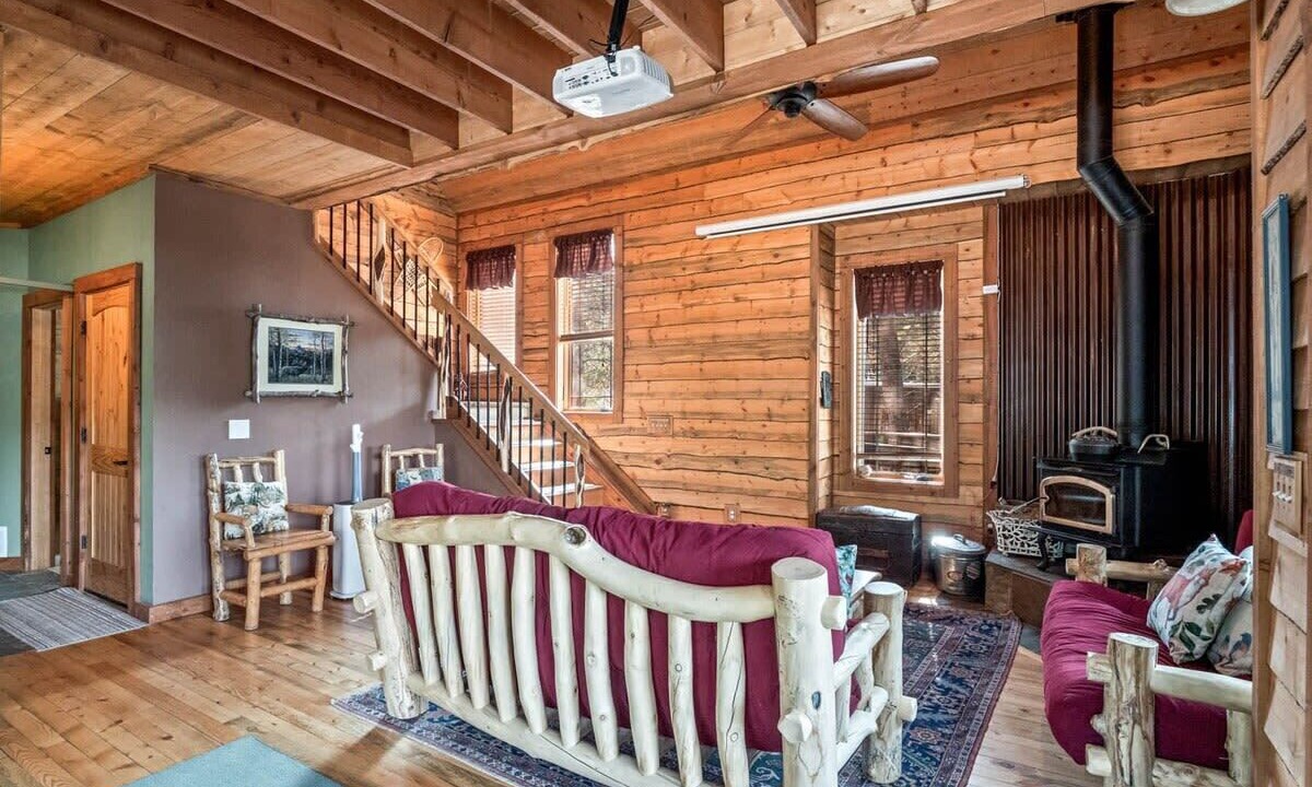 Photo of Bedroom in Twin Lakes