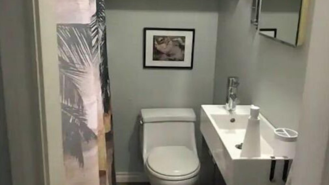 Photo of Bathroom in Galveston