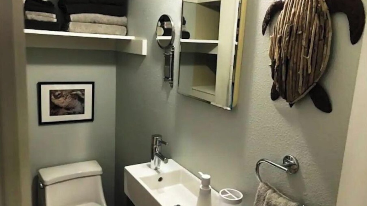 Photo of Bathroom in Galveston