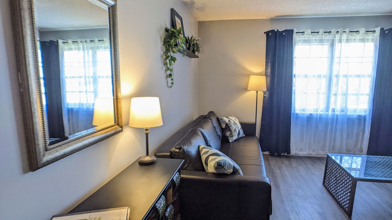Photo of Livingroom in Overland Park