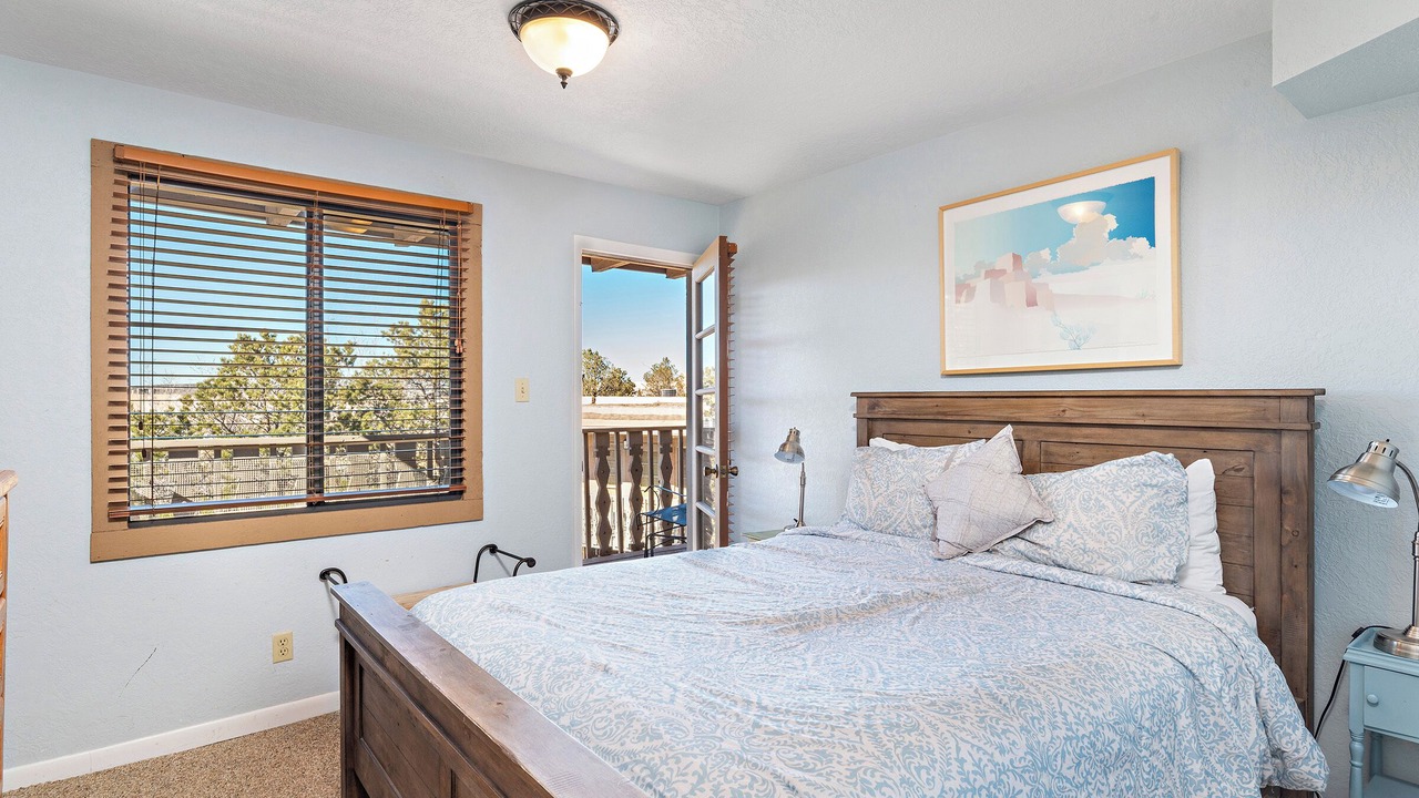 Photo of Patio Balcony in Northeast Santa Fe