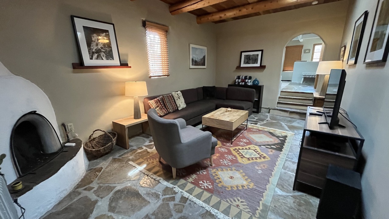 Photo of Livingroom in Taos