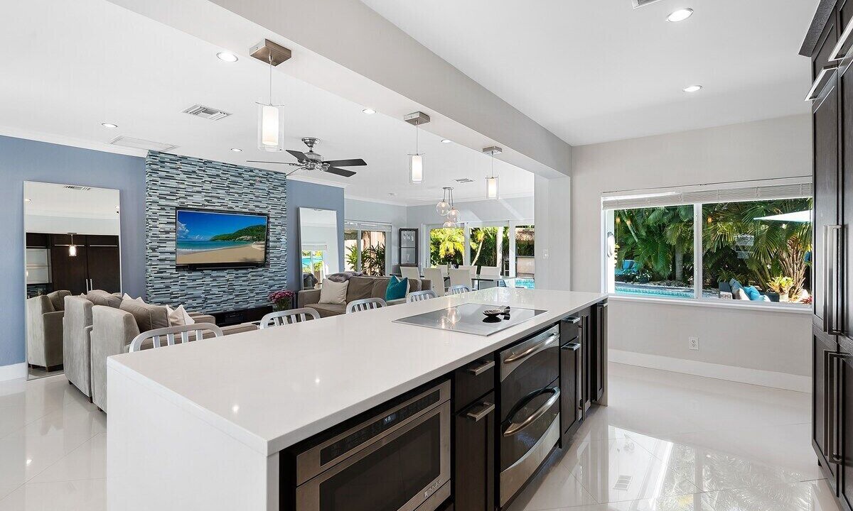 Photo of Bedroom in Poinsettia Heights