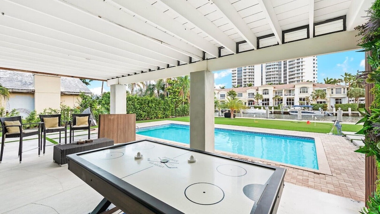 Photo of Outdoor in Hollywood South Central Beach