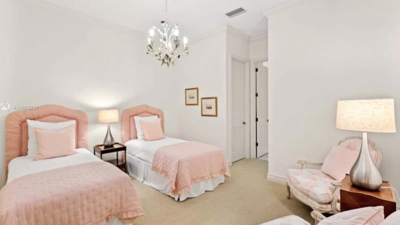 Photo of Bedroom in Northeast Miami