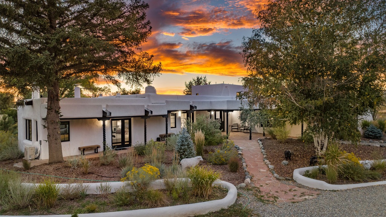 Photo of Others in Taos