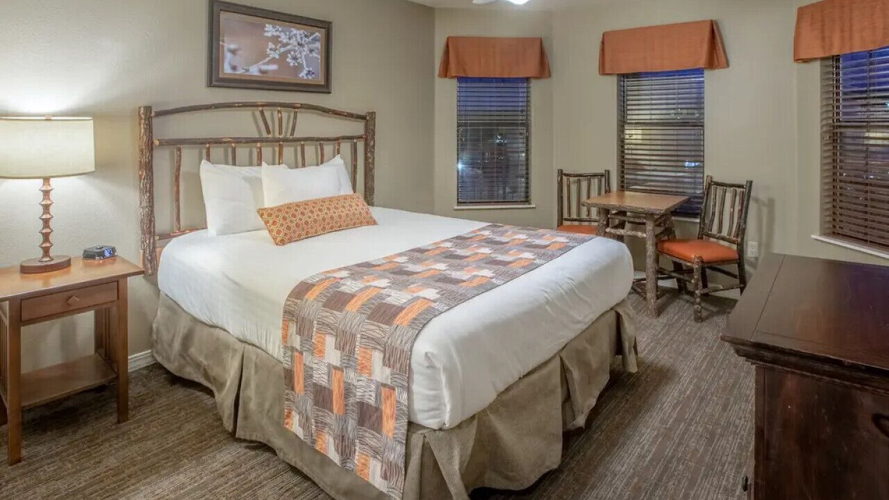 Photo of Bedroom in Branson