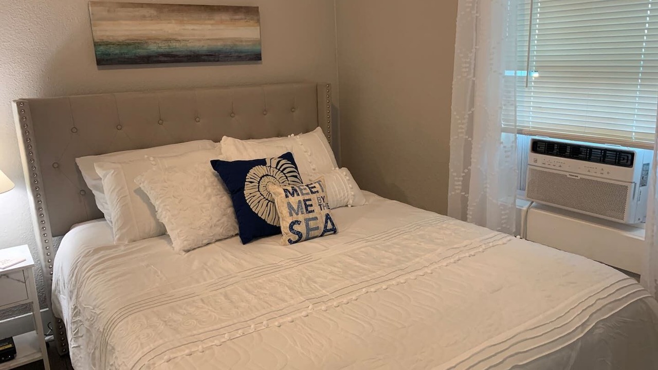 Photo of Bedroom in Galveston