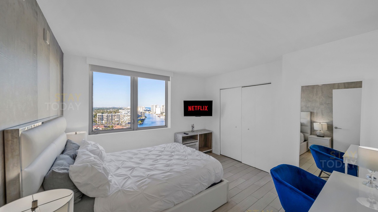 Photo of Bedroom in Hallandale Beach