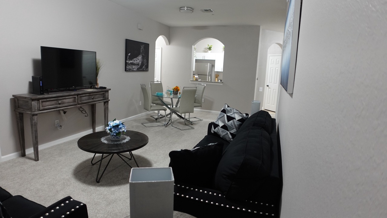 Photo of Livingroom in Windsor Palms