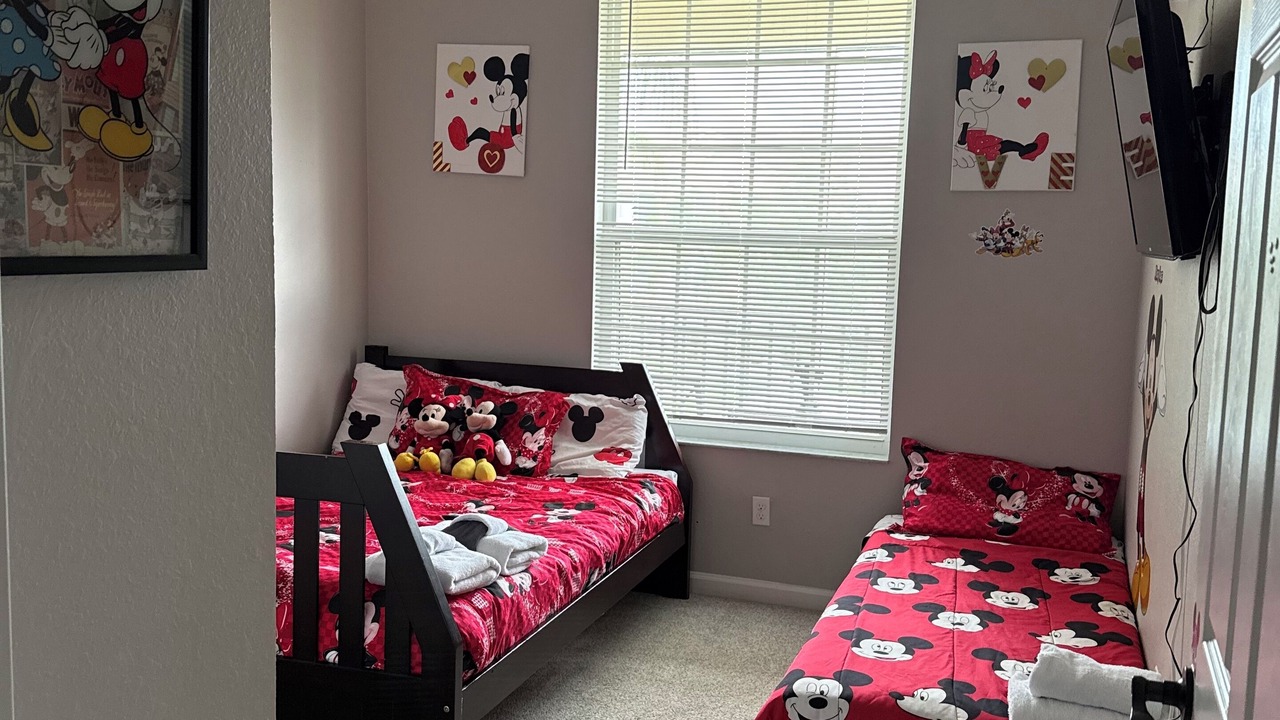 Photo of Bedroom in Windsor Palms