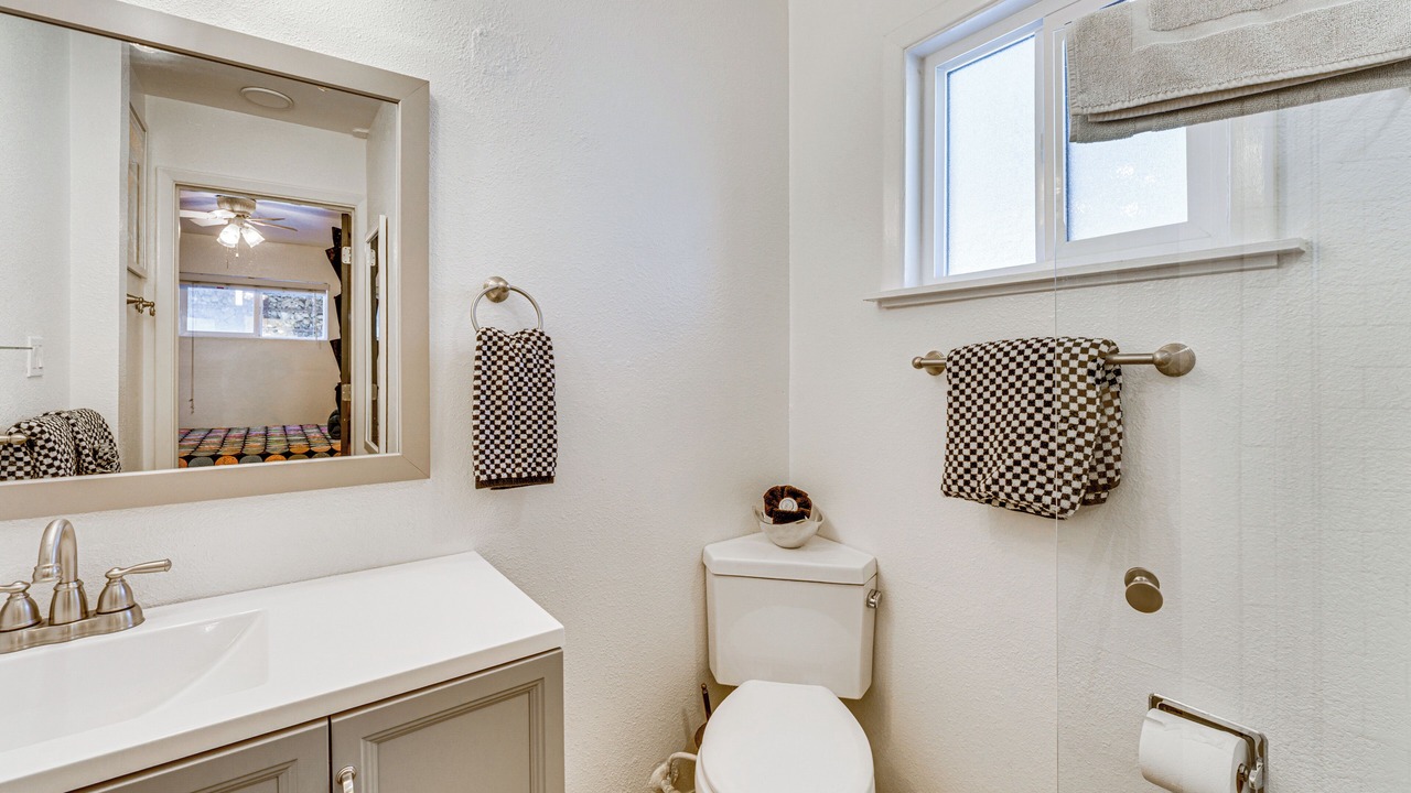Photo of Bathroom in Red River