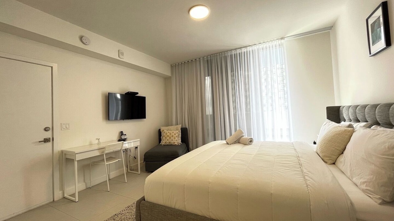 Photo of Bedroom in Doral