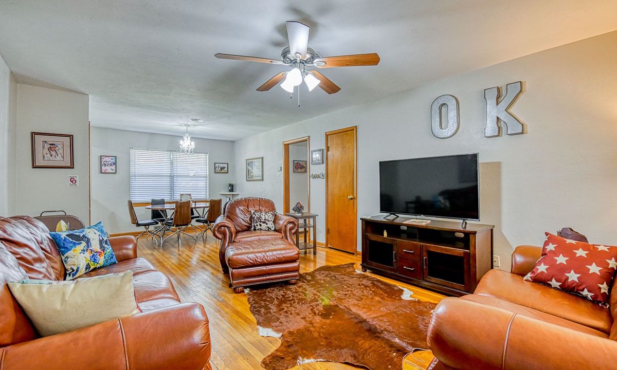 Photo of Livingroom in Norman