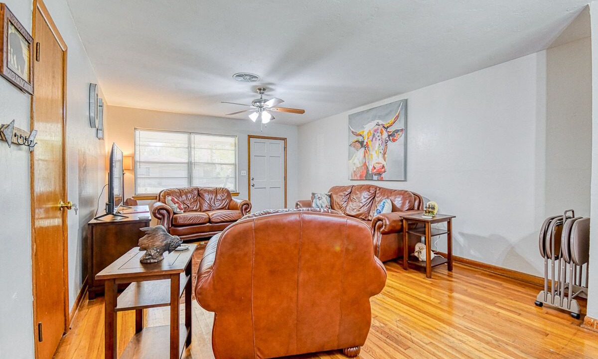 Photo of Livingroom in Norman