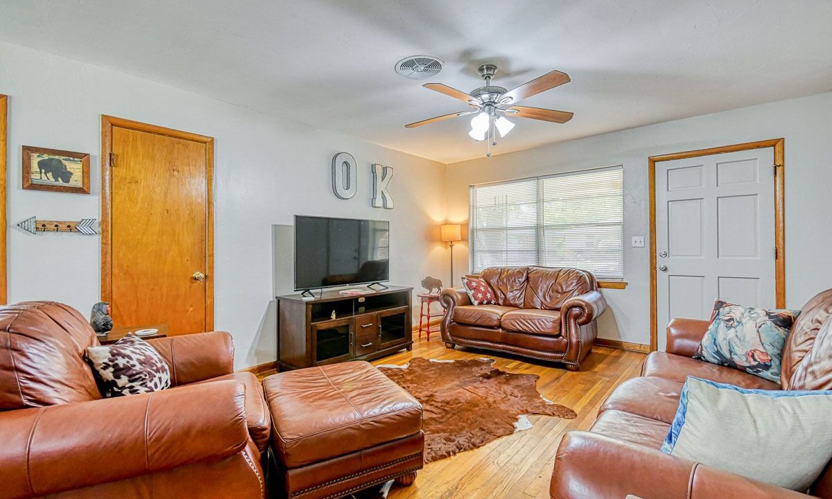Photo of Livingroom in Norman