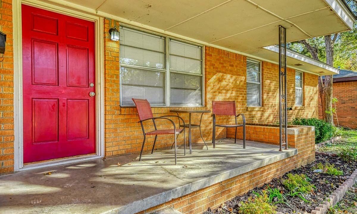 Photo of Patio Balcony in Norman