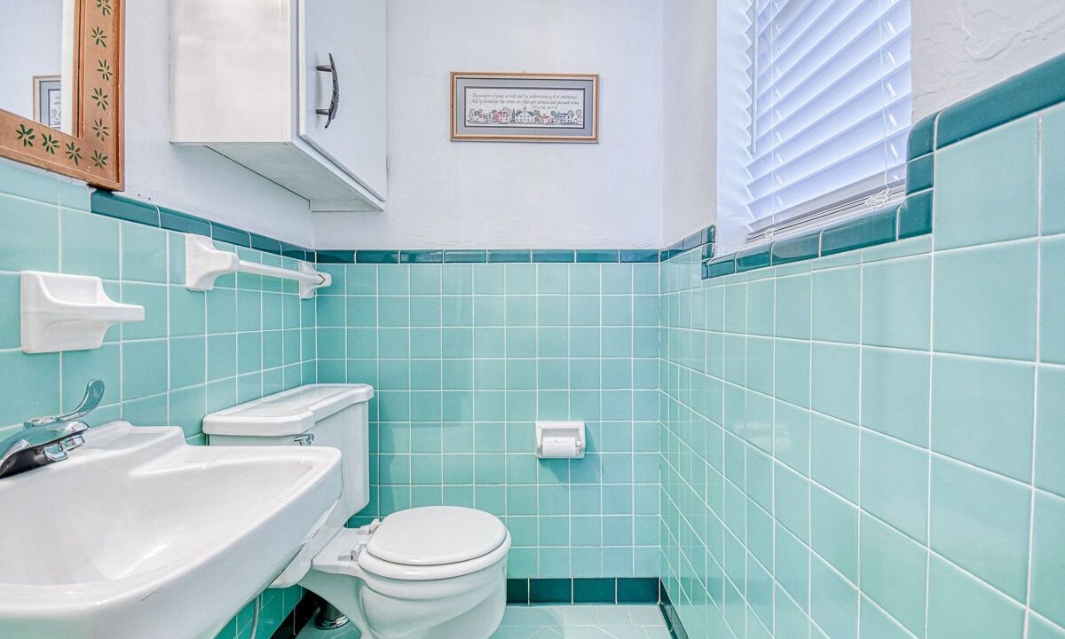 Photo of Bathroom in Norman