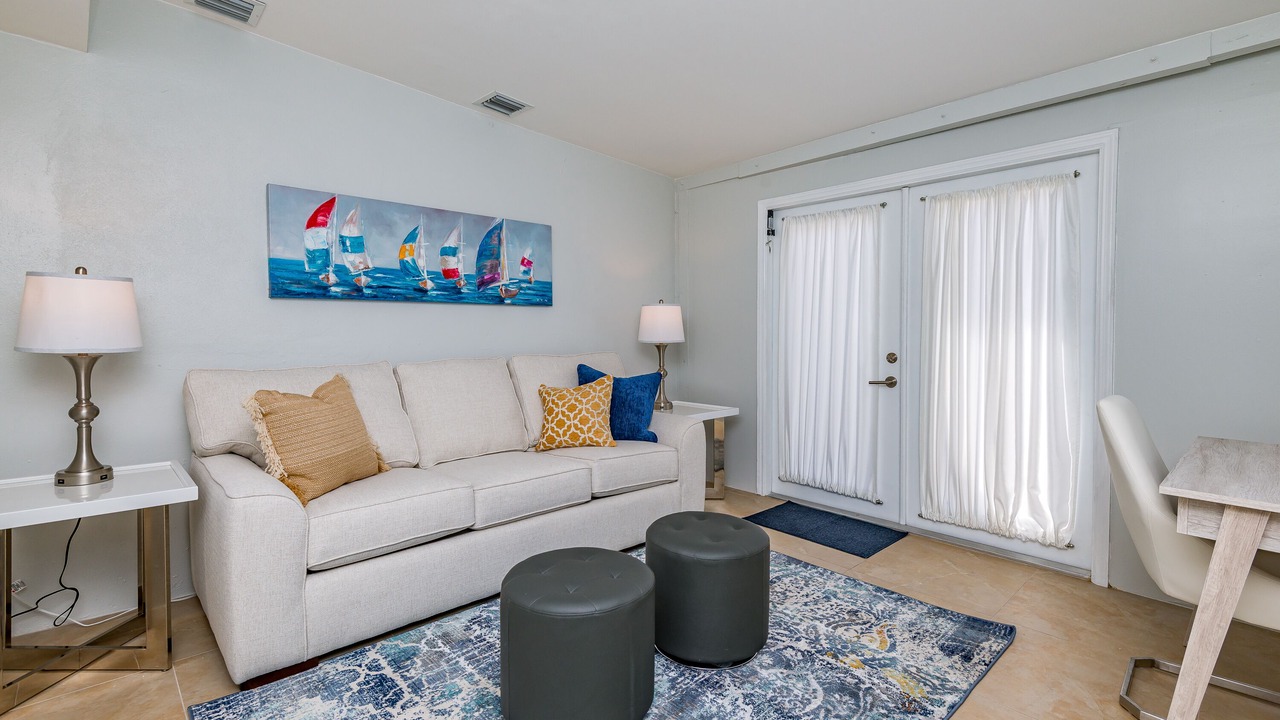 Photo of Livingroom in Poinsettia Heights