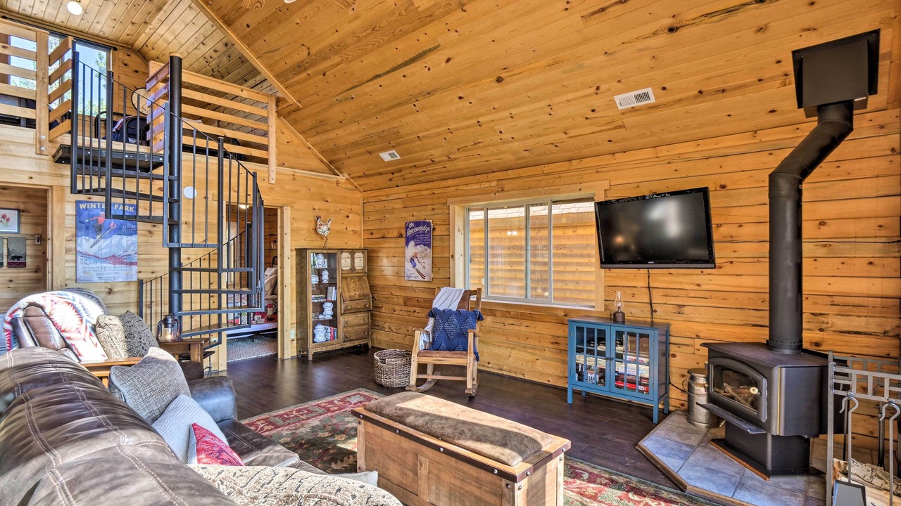 Photo of Livingroom in Indian Mountain