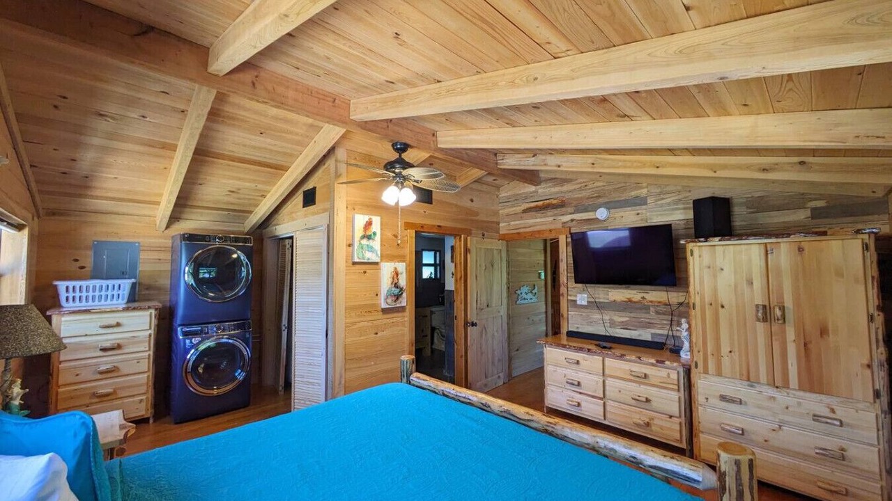 Photo of Bedroom in Spring Hill