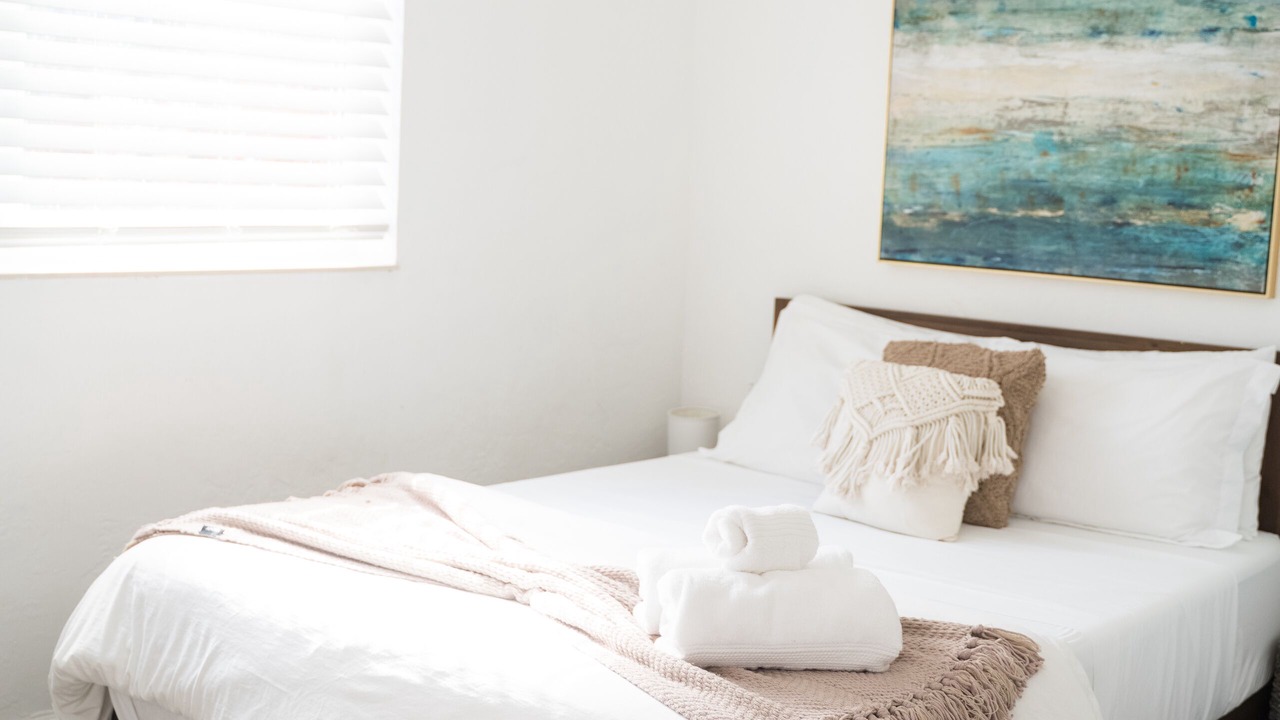 Photo of Bedroom in Hallandale Beach
