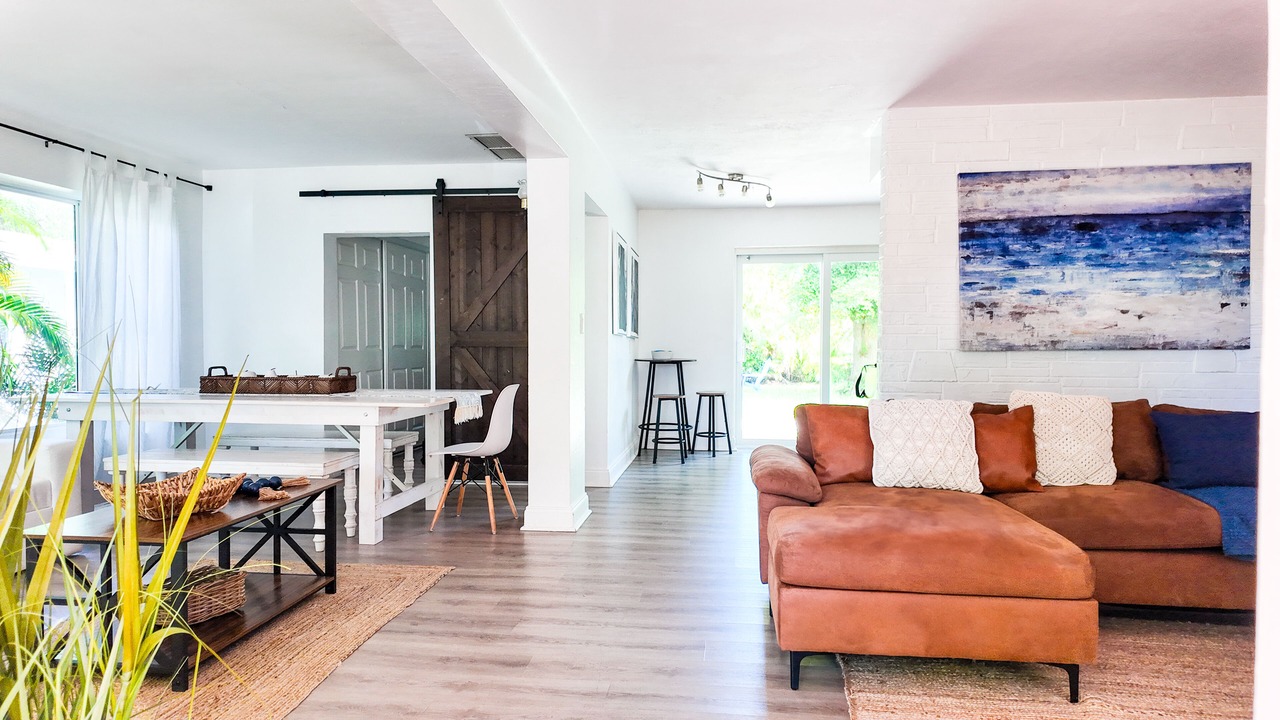 Photo of Livingroom in Hallandale Beach