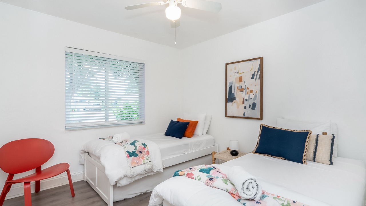 Photo of Bedroom in Hallandale Beach