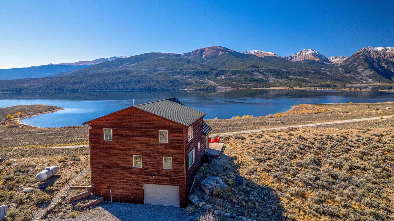 Photo of Outdoor in Twin Lakes