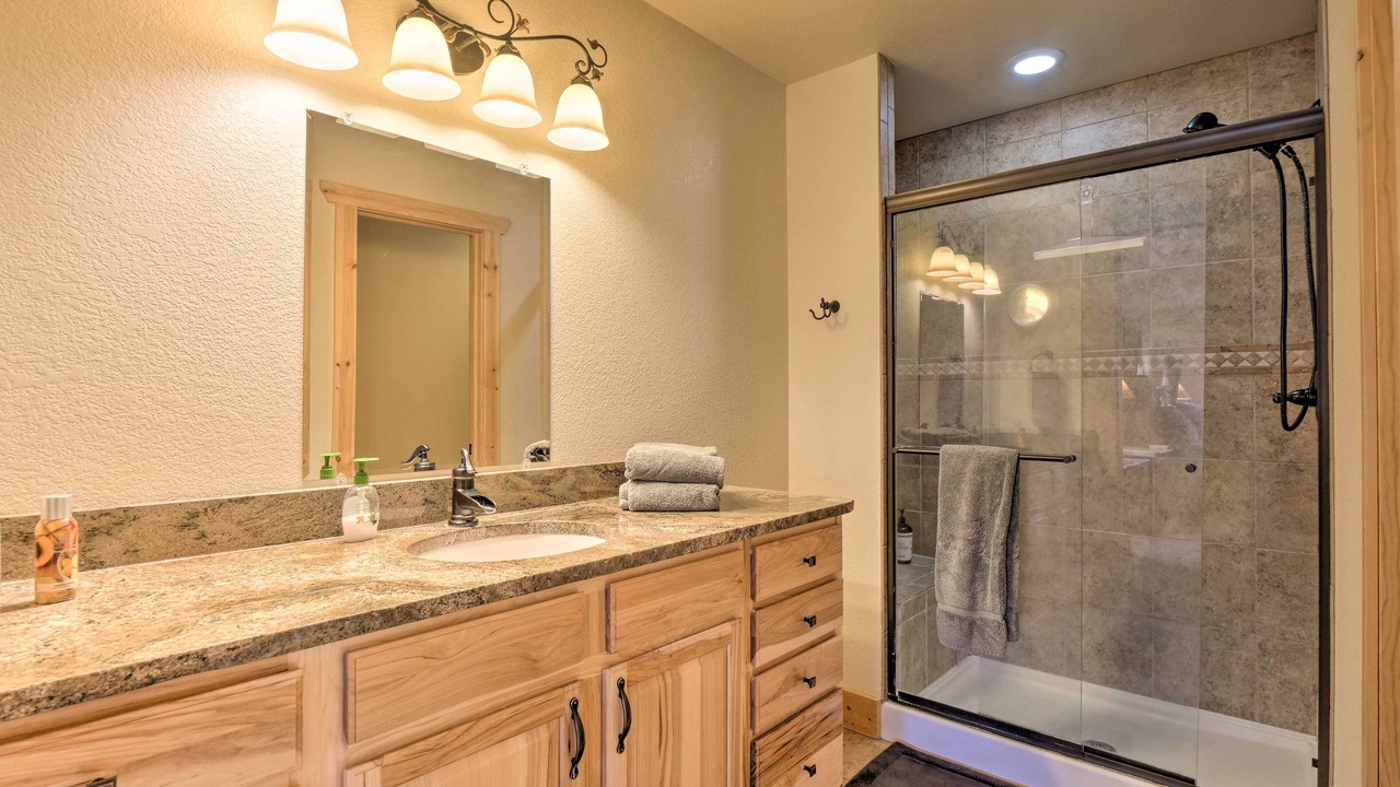 Photo of Bathroom in Twin Lakes