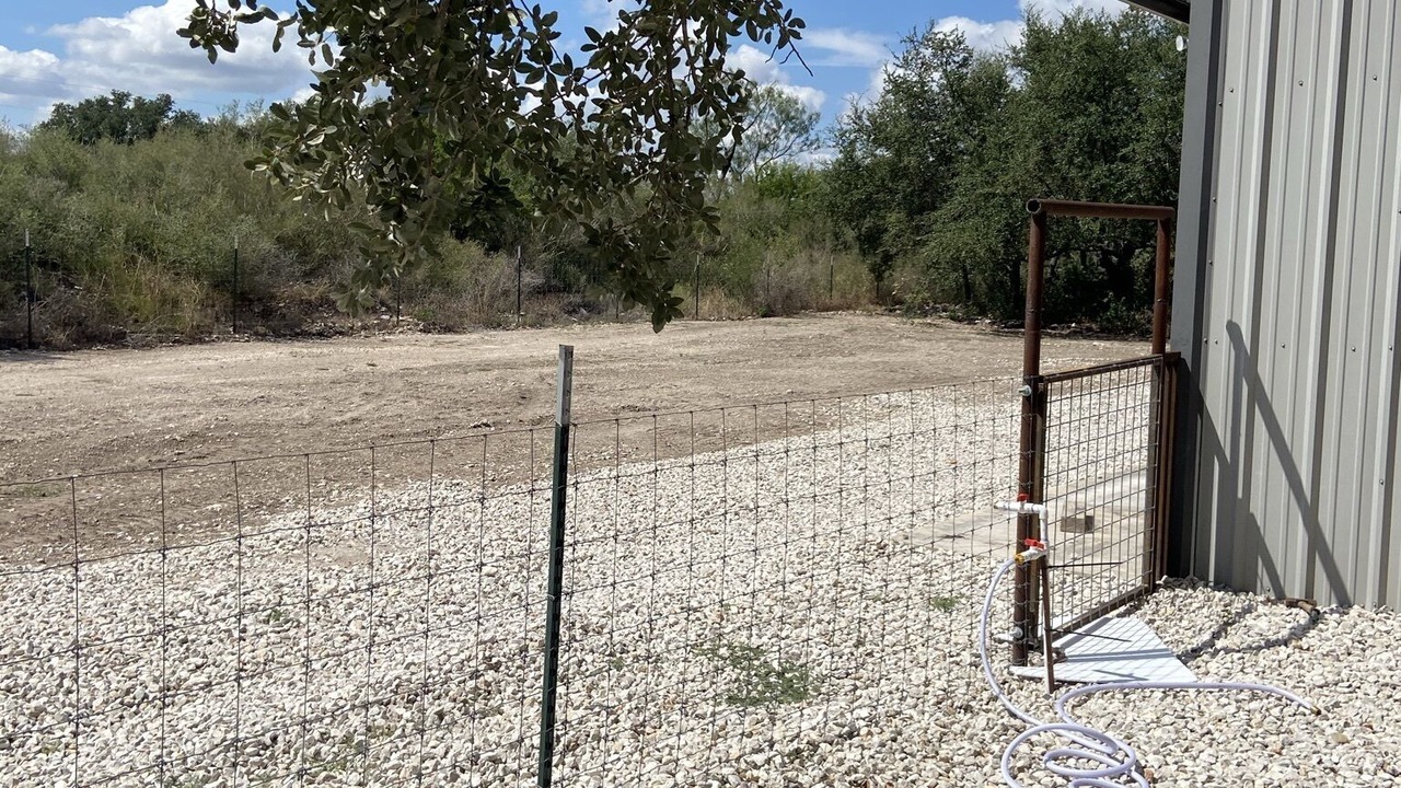 Photo of Outdoor in Hondo
