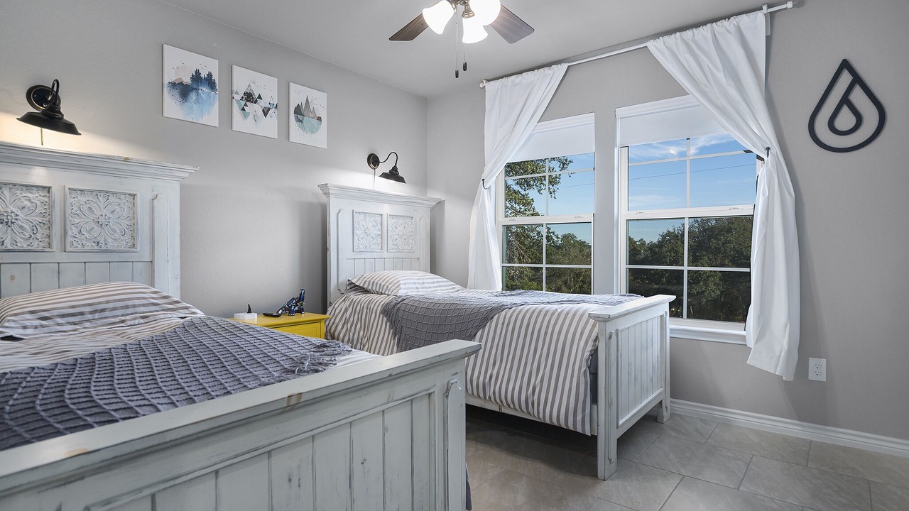 Photo of Bedroom in Canyon Lake