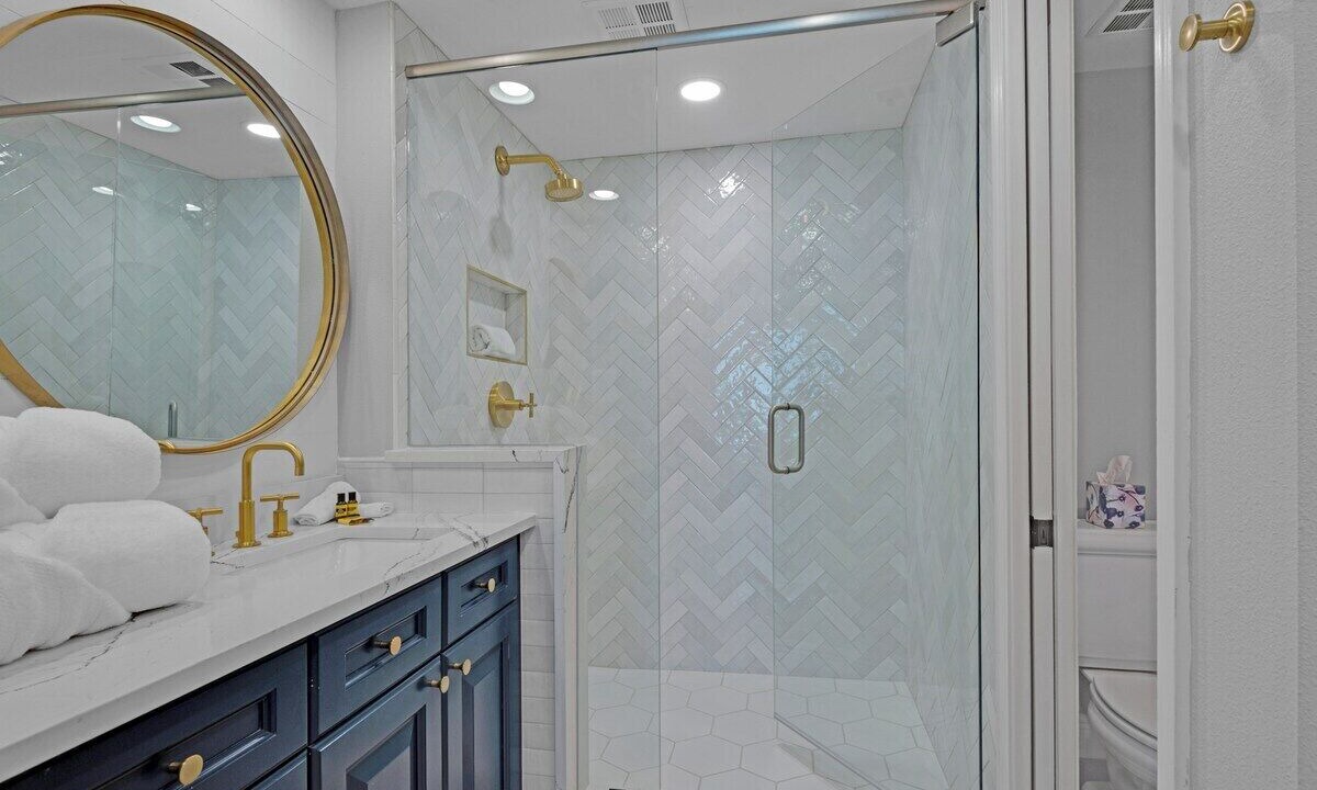 Photo of Bathroom in Pensacola Beach