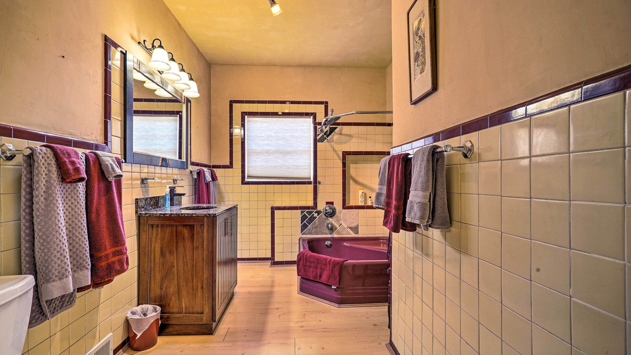 Photo of Bathroom in Truth or Consequences