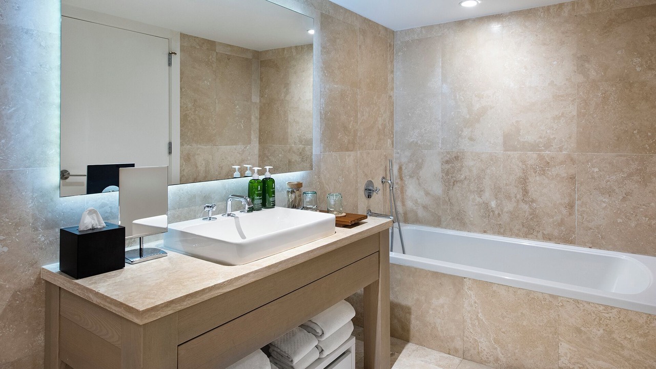 Photo of Bathroom in City Center