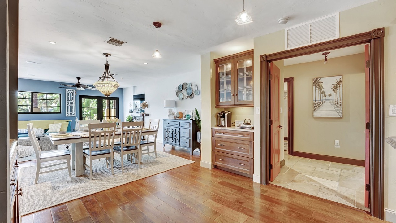 Photo of Bedroom in Poinsettia Heights