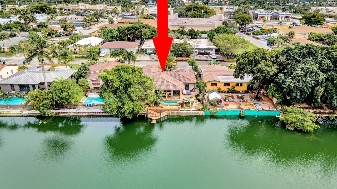 Photo of Outdoor in Poinsettia Heights