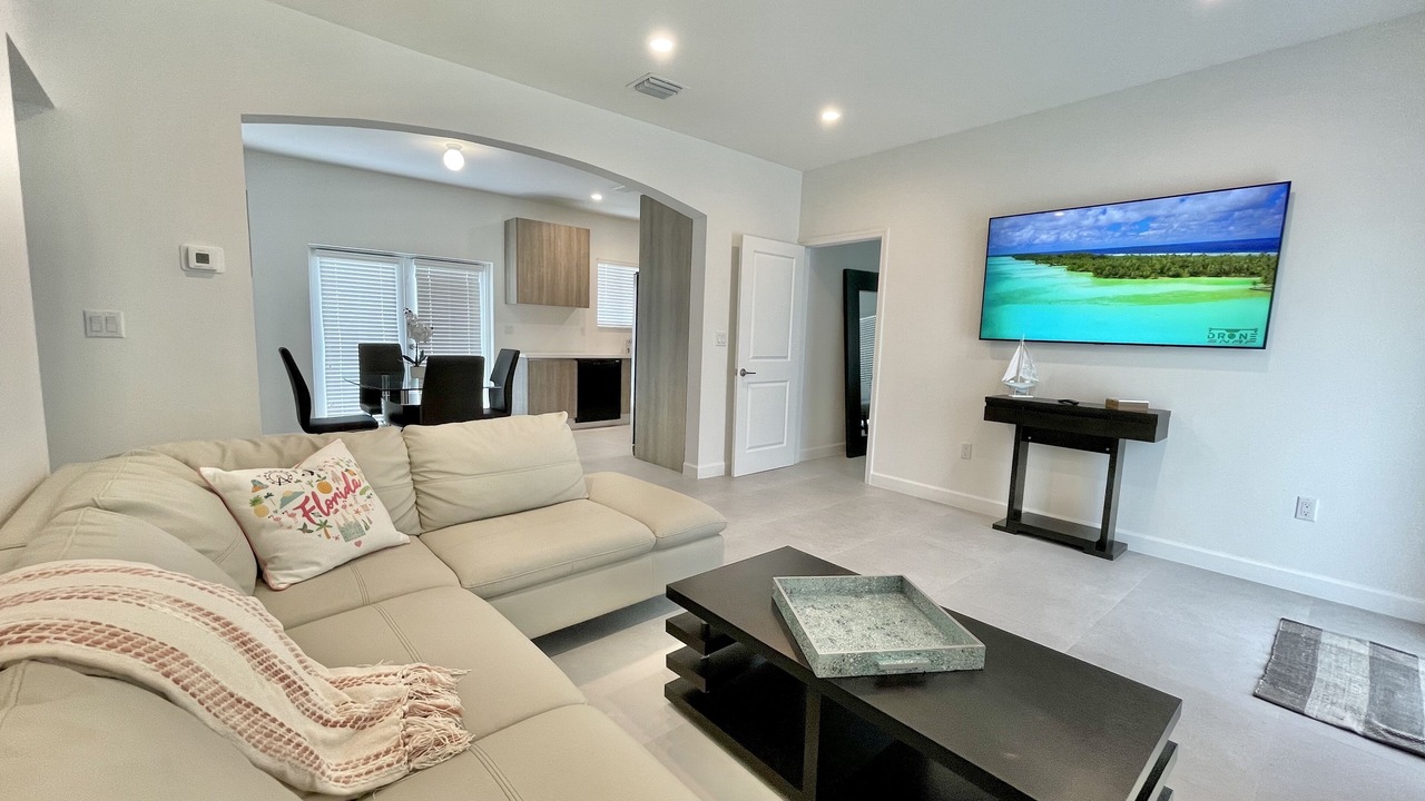 Photo of Livingroom in West Little Havana