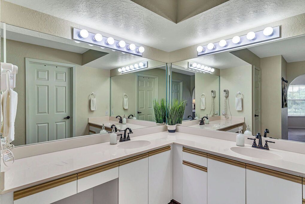 Photo of Bathroom in Branson