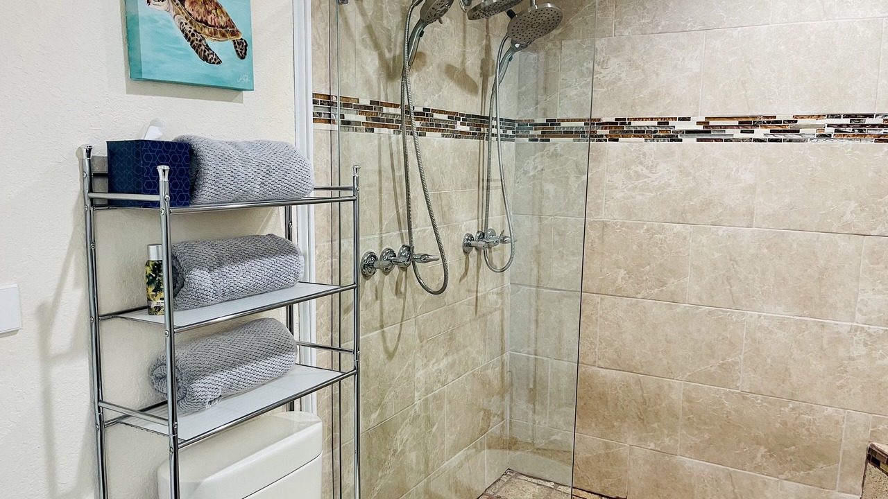Photo of Bathroom in Riverland Village