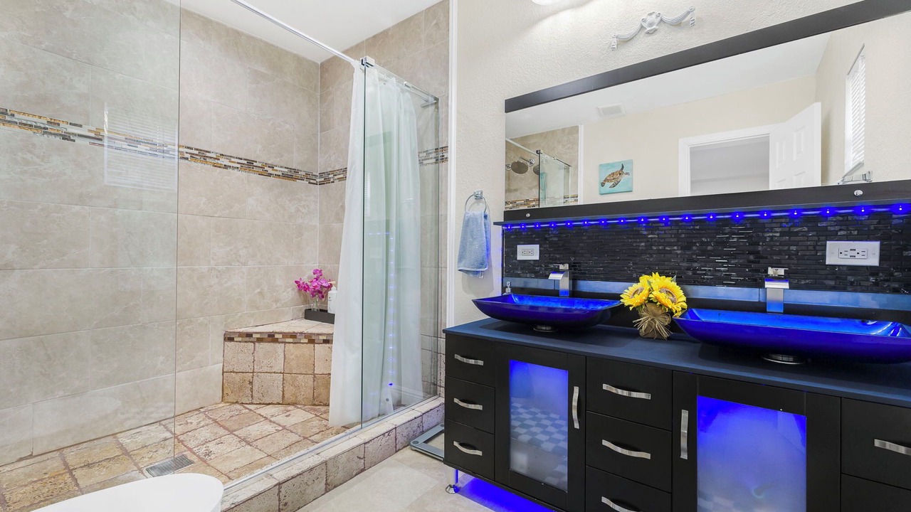 Photo of Bathroom in Riverland Village