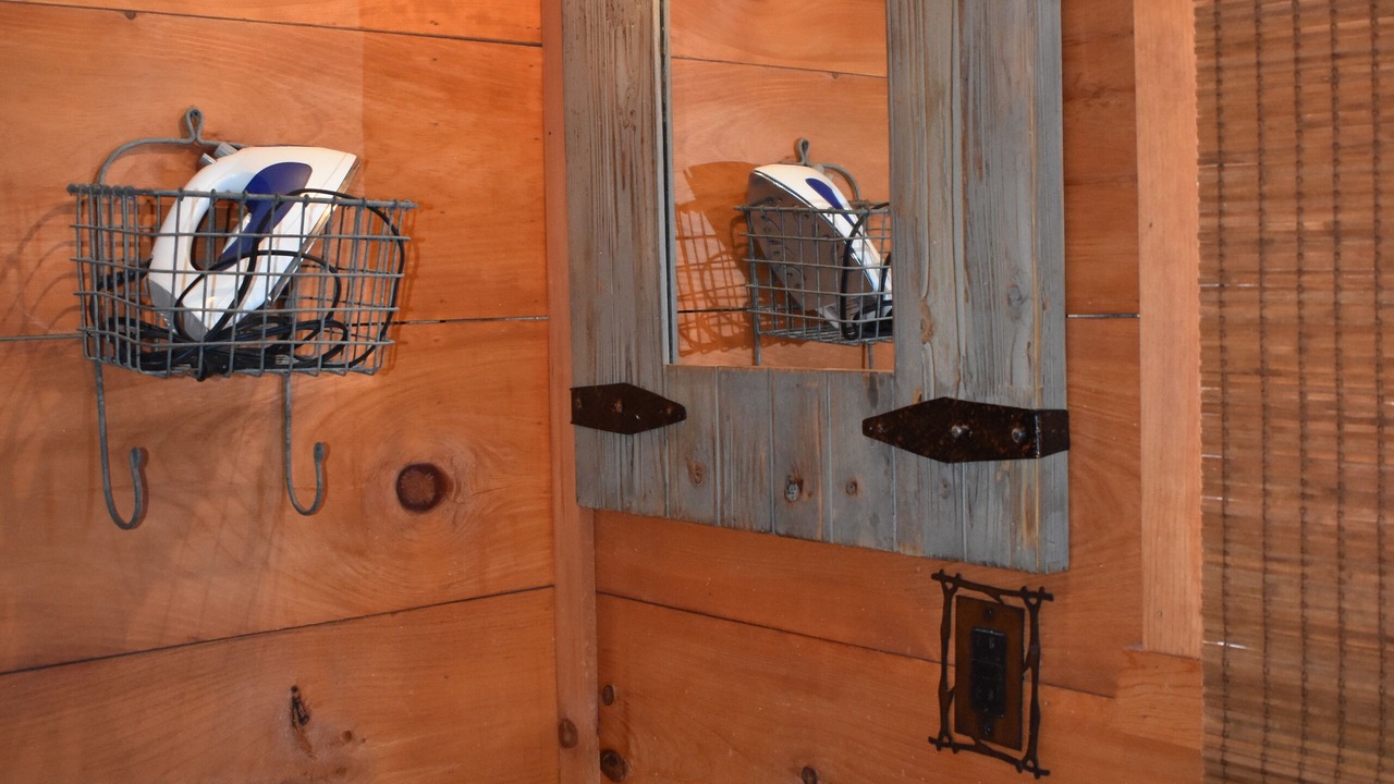 Photo of Bathroom in Walnut Shade