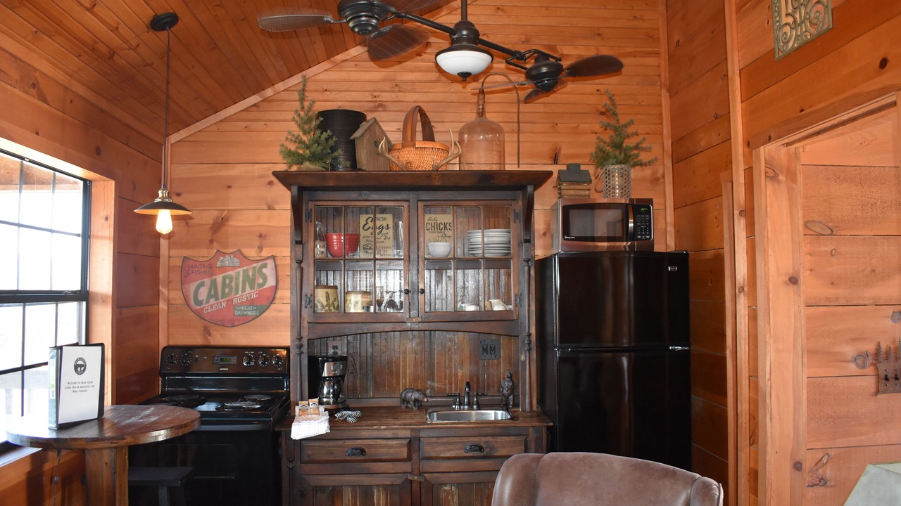 Photo of Kitchen in Walnut Shade
