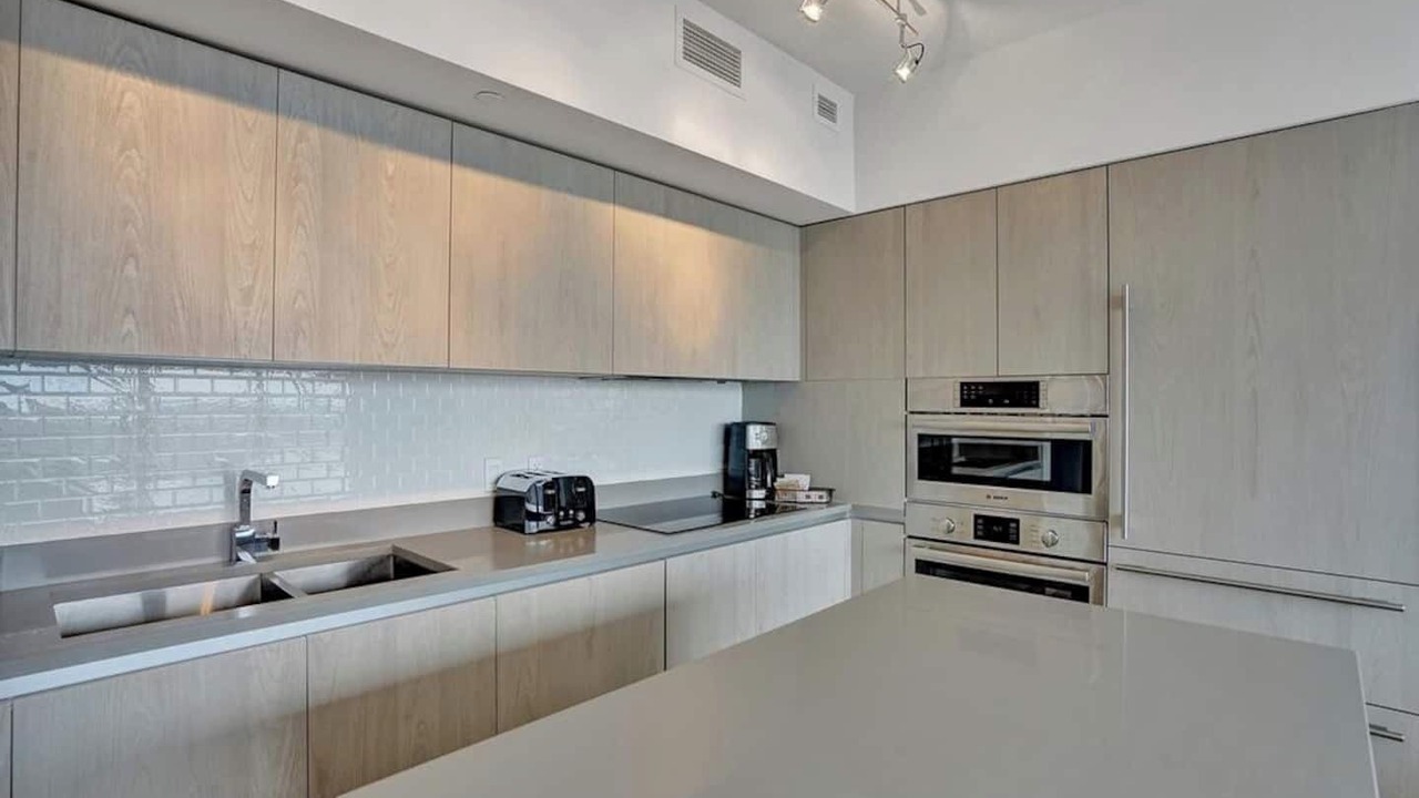 Photo of Kitchen in Hollywood South Central Beach